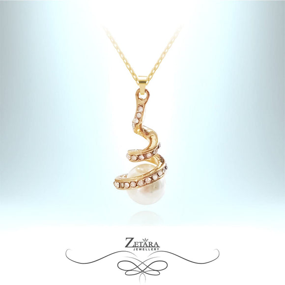 Ekaterina Freshwater Pearl Necklace - Birthstone for June 2023
